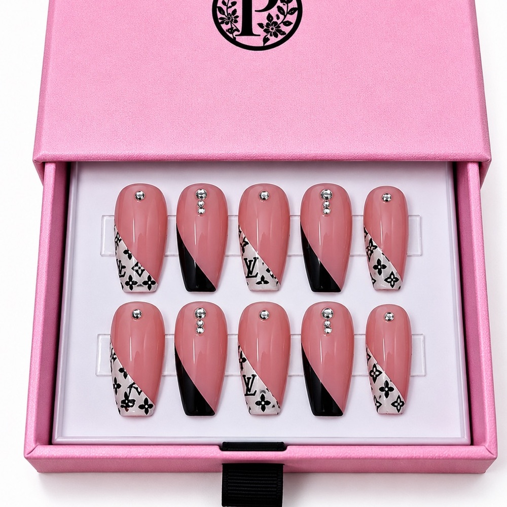 10PC premium luxury Press On medium Coffin Nails with Rhinestone logo